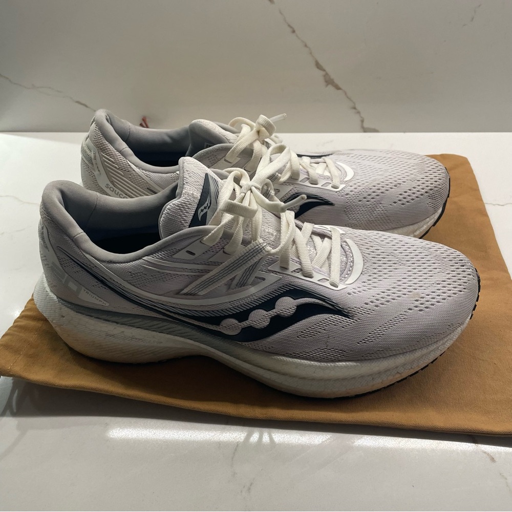 Saucony Running Shoes - Men's 9US